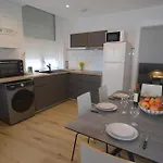 Apartament Le Cosy, Rdc, Centre Ville, Wifi, Proche Gare, Prox Lille, Tourcoing