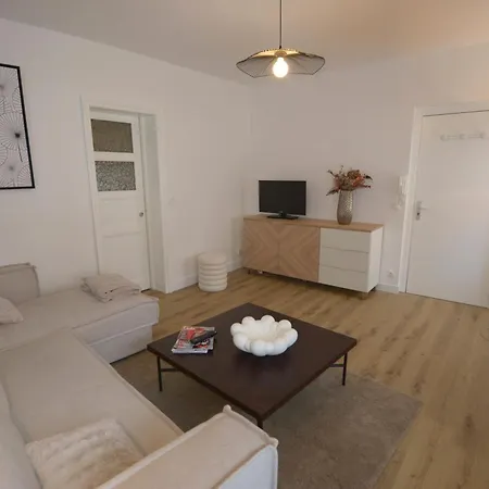 Apartmán Centre Ville, Gare 600m, Prox Lille, Lit King Size