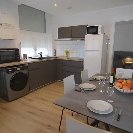 Apartmán Centre Ville, Gare 600m, Prox Lille, Lit King Size Tourcoing