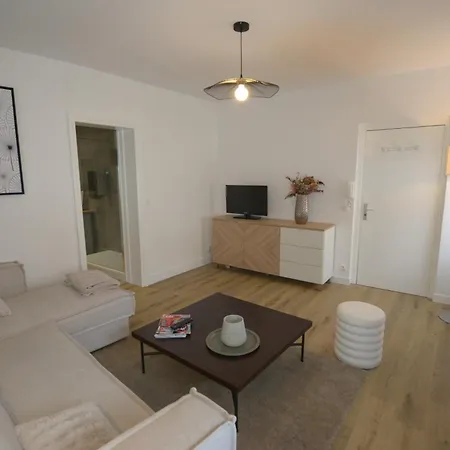Centre Ville, Gare 600m, Prox Lille, Lit King Size *
