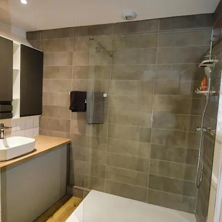 Centre Ville, Gare 600m, Prox Lille, Lit King Size Apartment