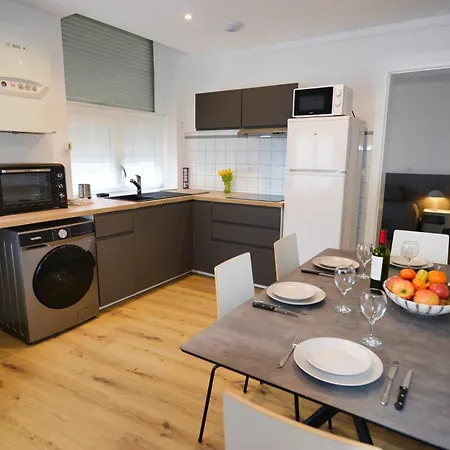 Apartment Centre Ville, Gare 600m, Prox Lille, Lit King Size