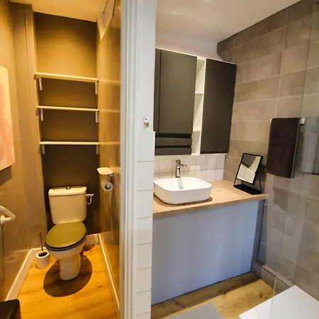 Apartment Centre Ville, Gare 600m, Prox Lille, Lit King Size *