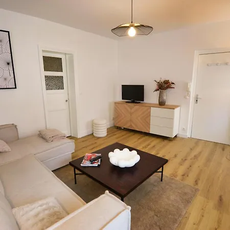 Centre Ville, Gare 600m, Prox Lille, Lit King Size *