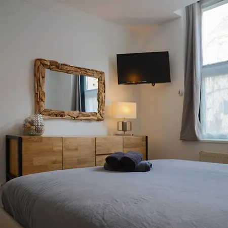 Centre Ville, Gare 600m, Prox Lille, Lit King Size Appartement Tourcoing